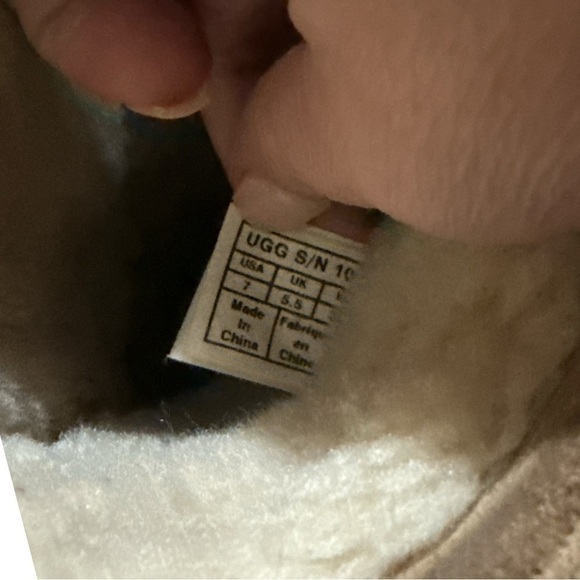 EUC - Ugg Tania Boots - Chestnut - Size 7 - Picture 6 of 6